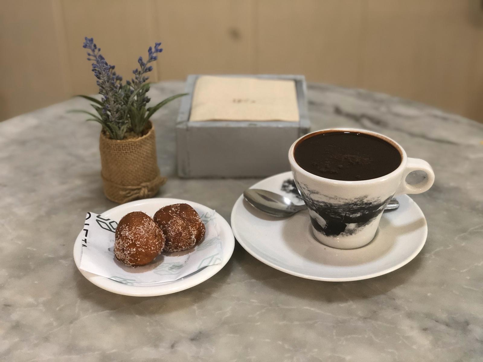 BUÑUELOS CON CHOCOLATE